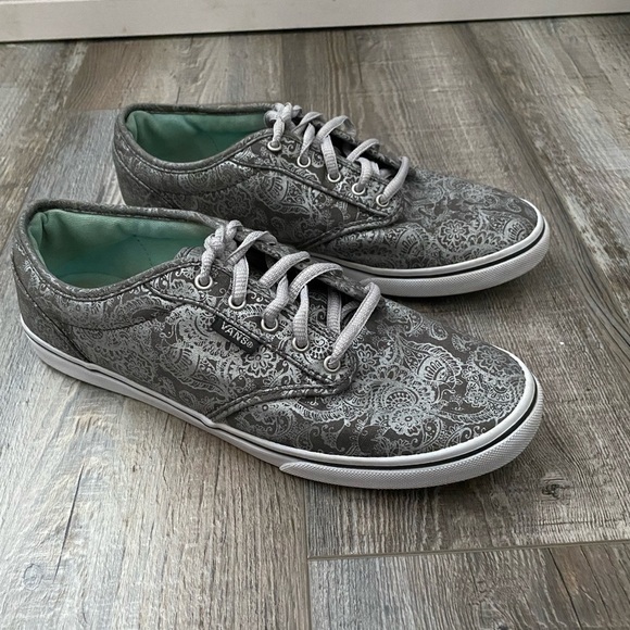 Vans Silver Floral Low Top Lace Up Sneakers 8 - Picture 4 of 8